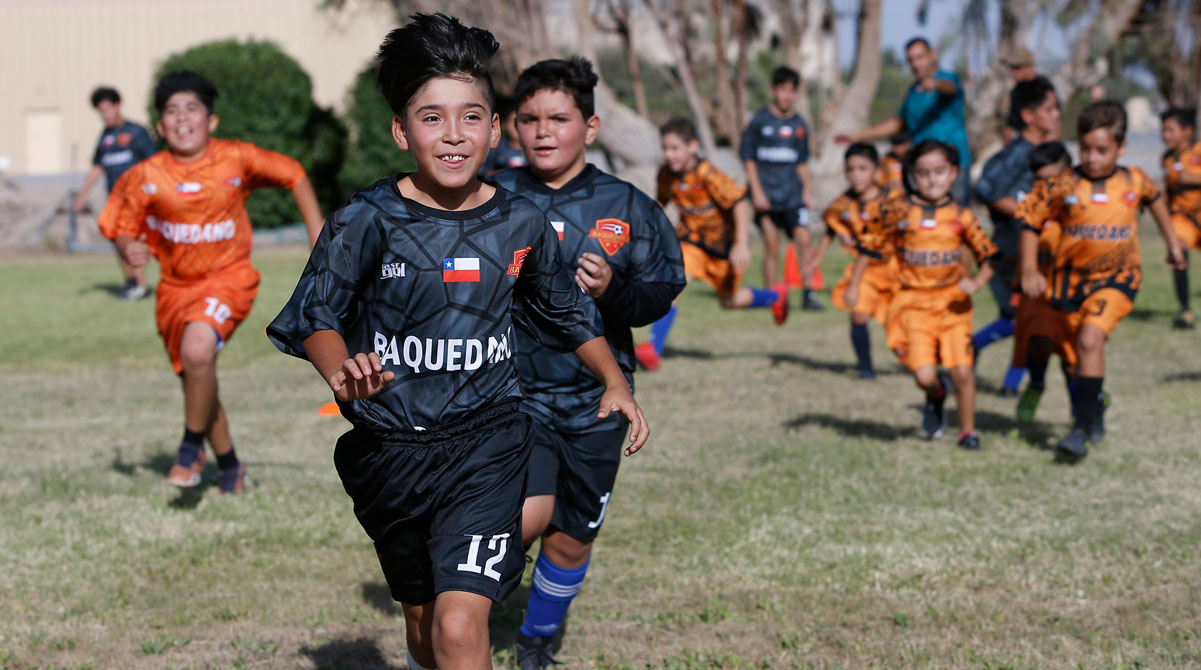 Teck y Municipalidad de Pozo Almonte implementan programa social en beneficio de 40 organizaciones de la comuna