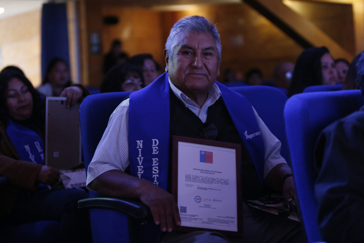 Teófilo Mollo, un vecino de Matilla que cumplió el sueño de completar sus estudios