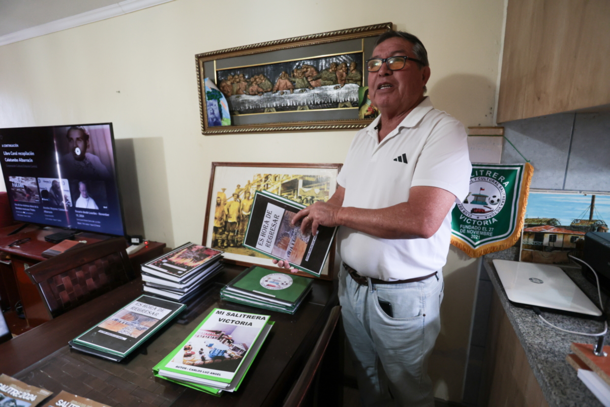 Carlos Luz: Un pampino que se dedica a escribir la historia de la Salitrera Victoria