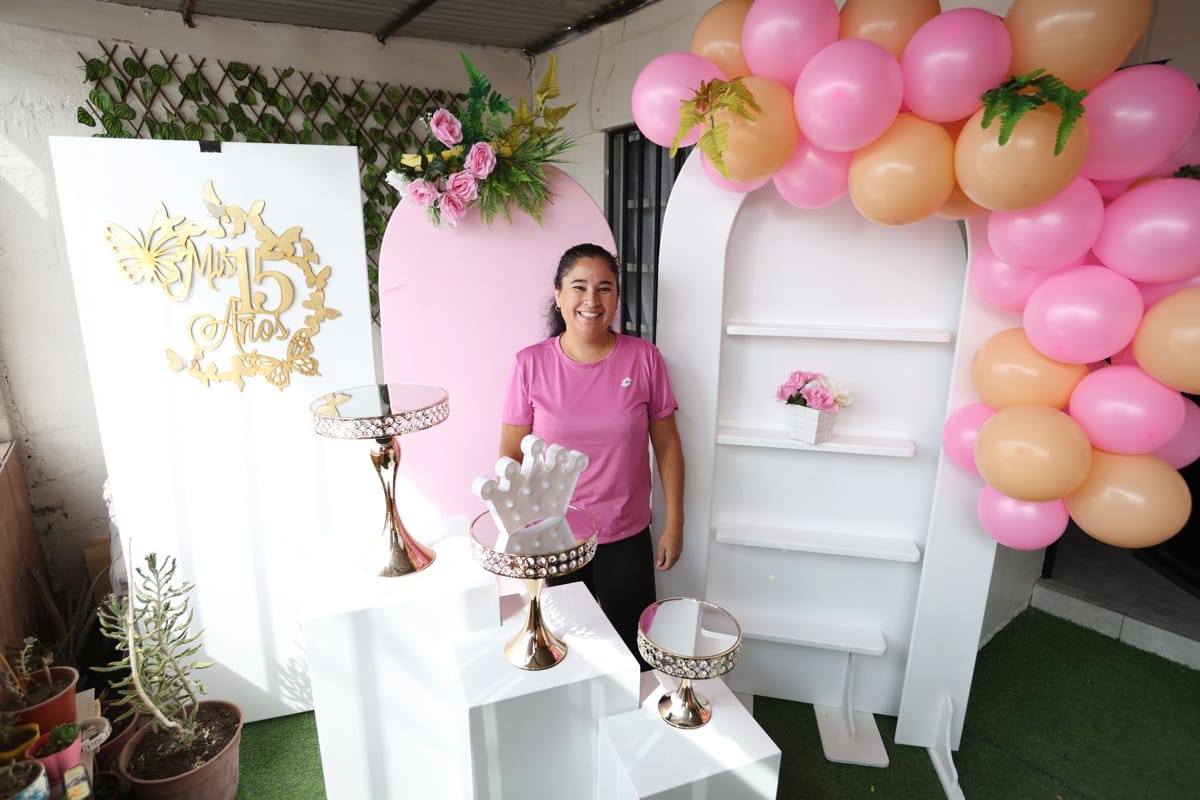 Transformando talento en emprendimiento: La evolución de Becar Eventos en el servicio de ornamentación en El Tamarugal