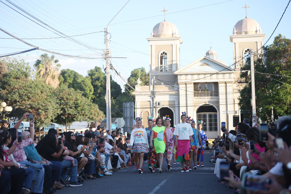 Programa de Moda Sostenible: Transformando residuos textiles en diseño e innovación