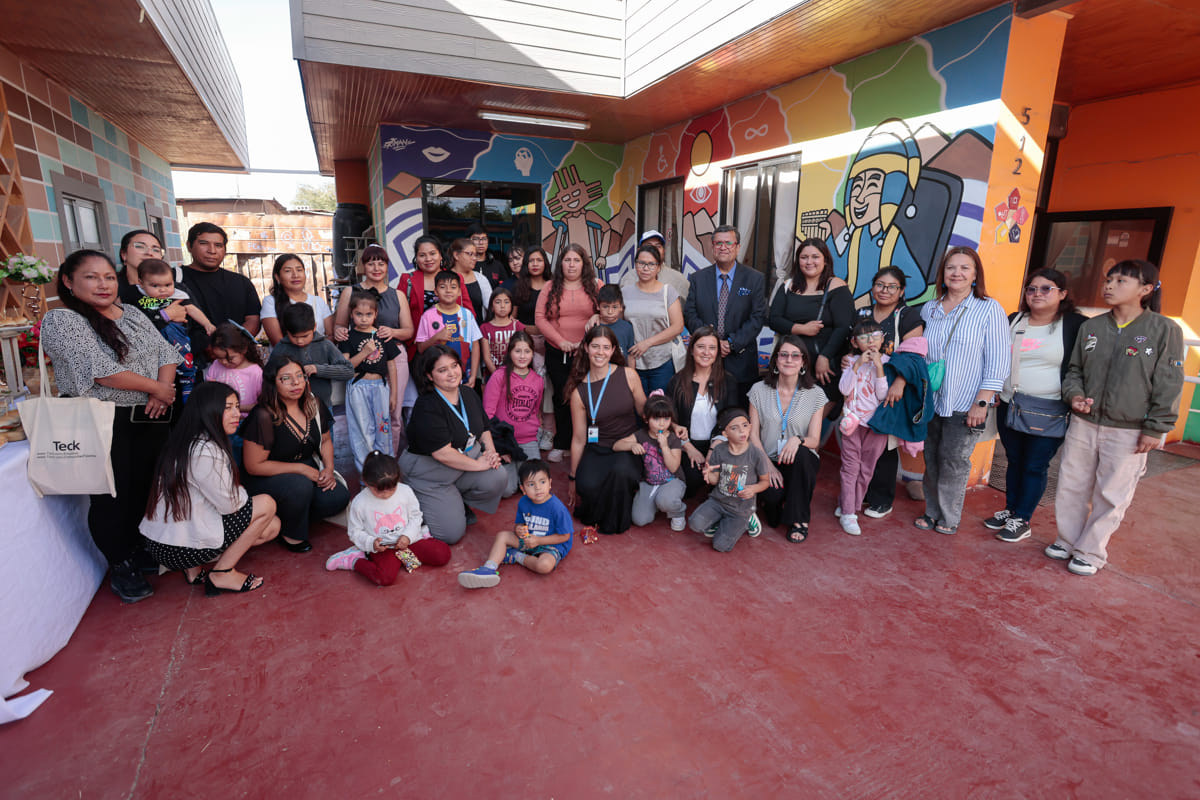 Teck y Fundación San Carlos de Maipo renuevan compromiso con las familias de Pica y Pozo Almonte
