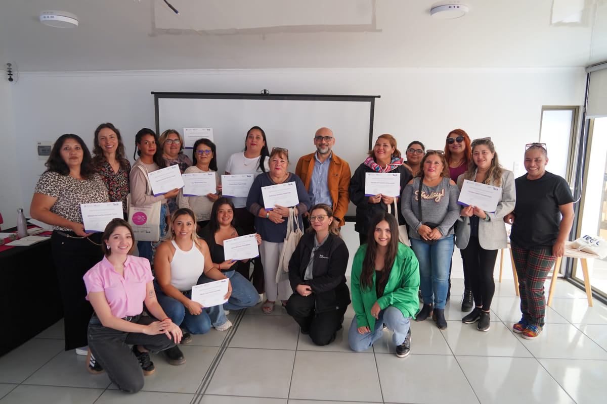 Mujeres del borde costero culminan taller de liderazgo